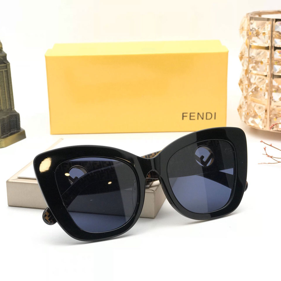 Kính nữ mắt xếch Fendi cao cấp