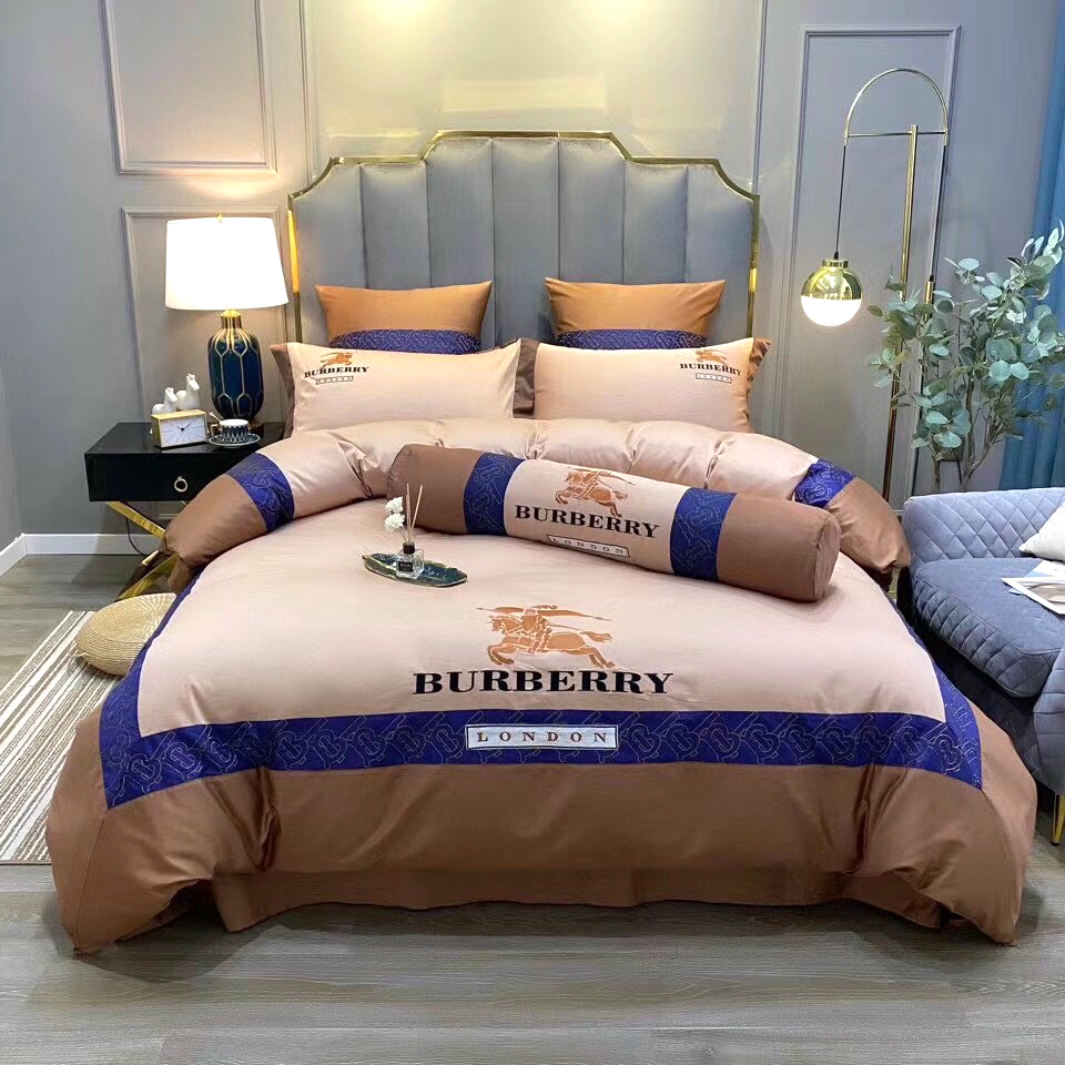 Ga gối hiệu Burberry viền xanh cao cấp