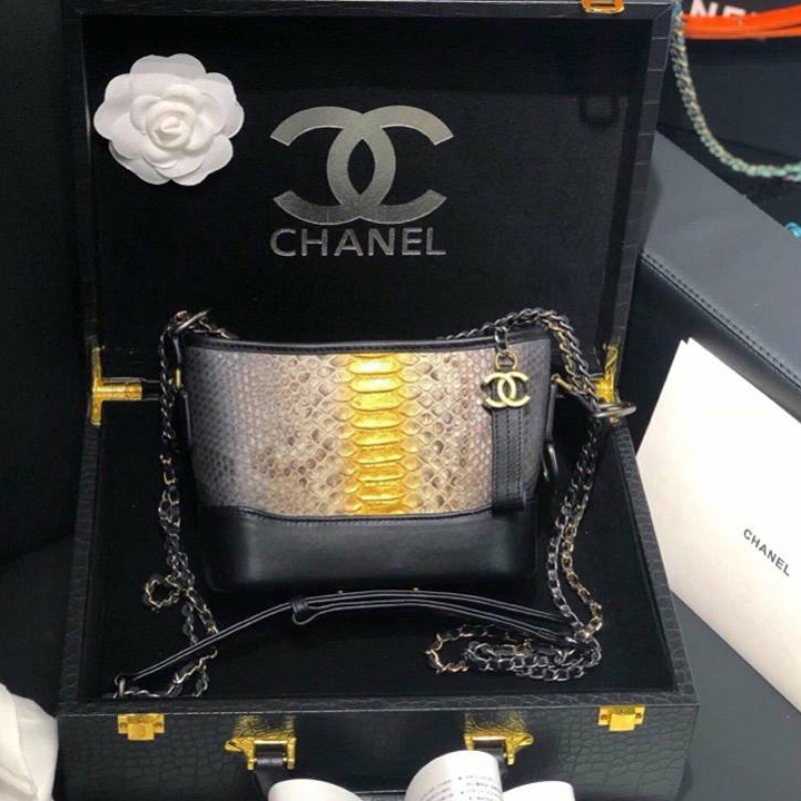 Túi Chanel gabrielle python nguyên bản