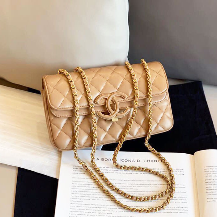 Túi xách Chanel trần trám logo cùng màu siêu cấp