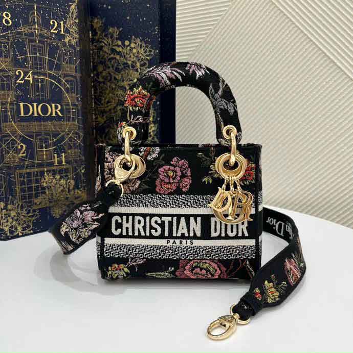 Túi xách Dior lady thổ cẩm họa tiết hoa likeauth