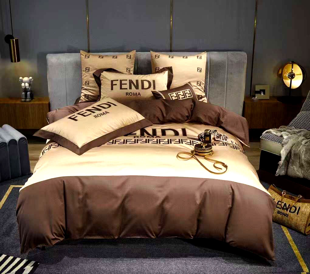 Set ga gối hiệu Fendi phối 2 màu nâu vàng