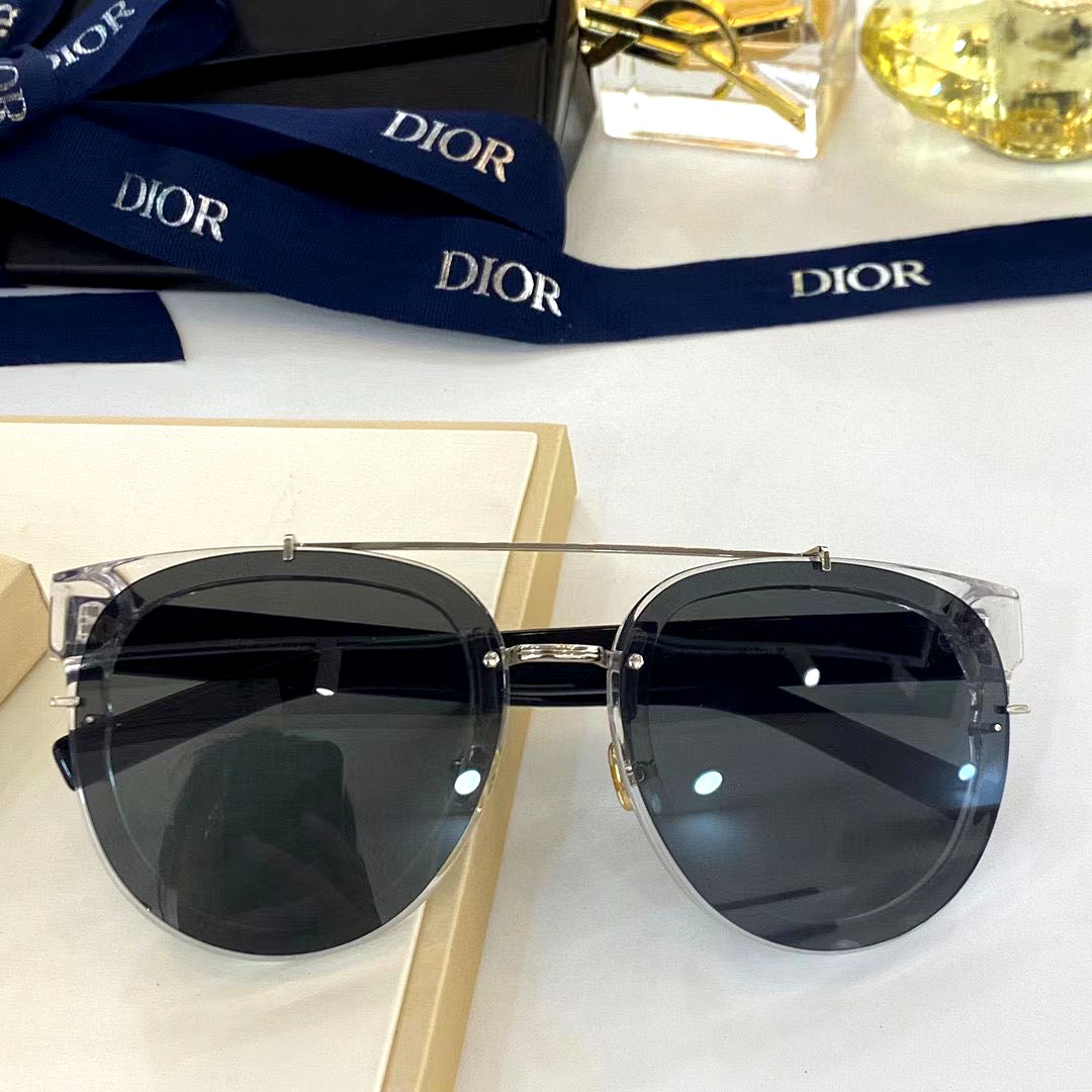 Kính hiệu gọng thép titan Dior super 