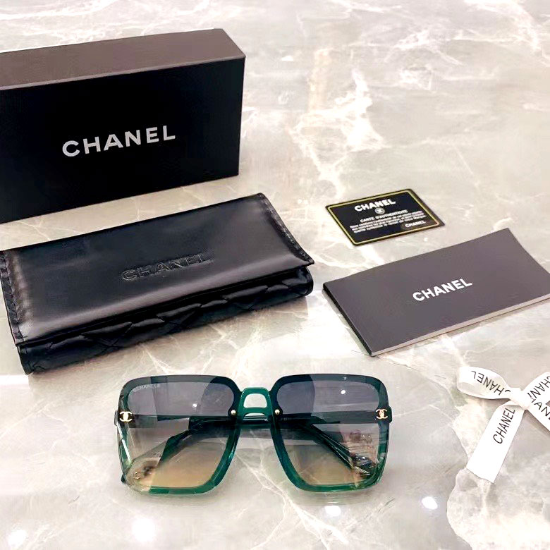 Kính hiệu Chanel mắt vuông viền pha màu 