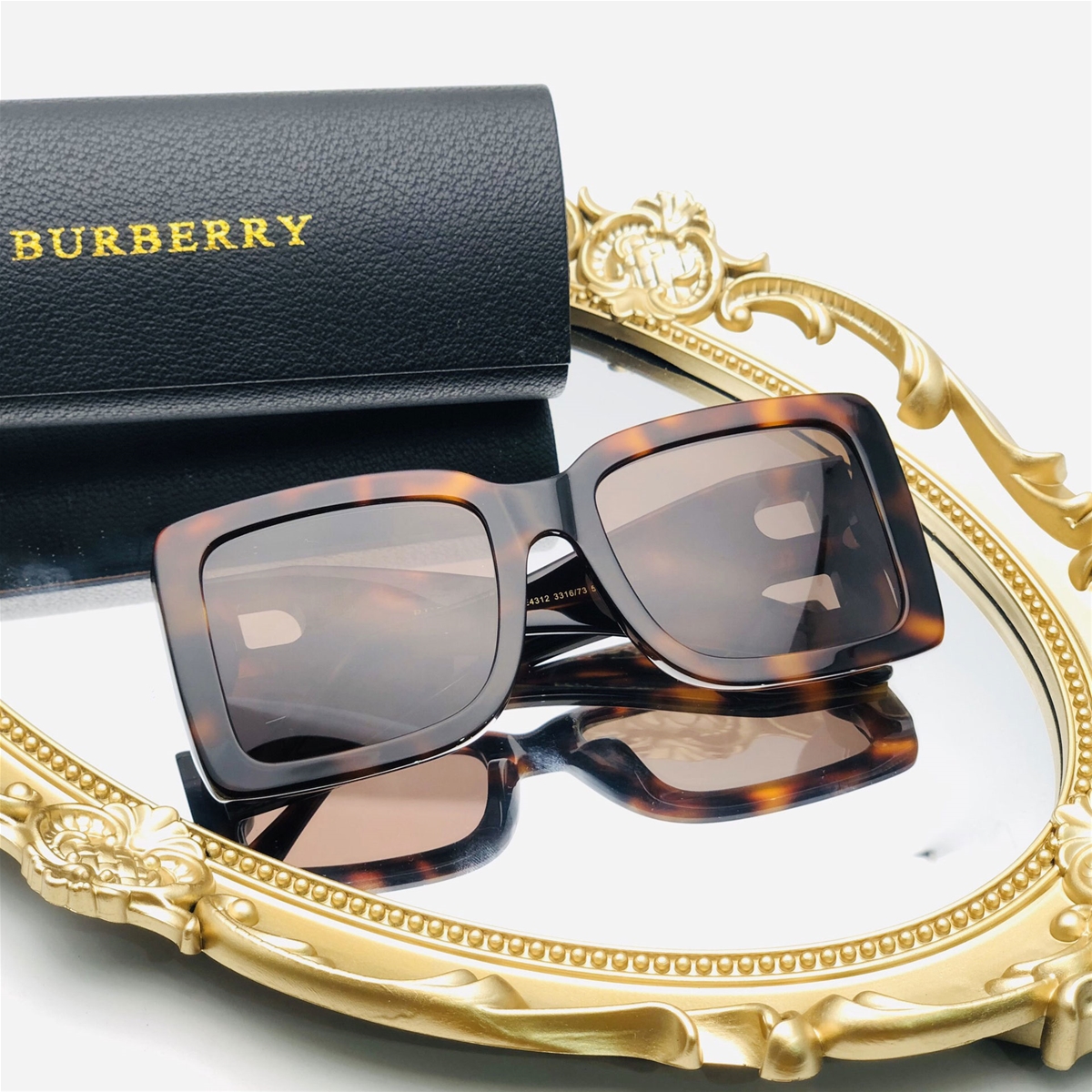 Kính nữ hiệu mắt vuông Burberry 2 màu cao cấp